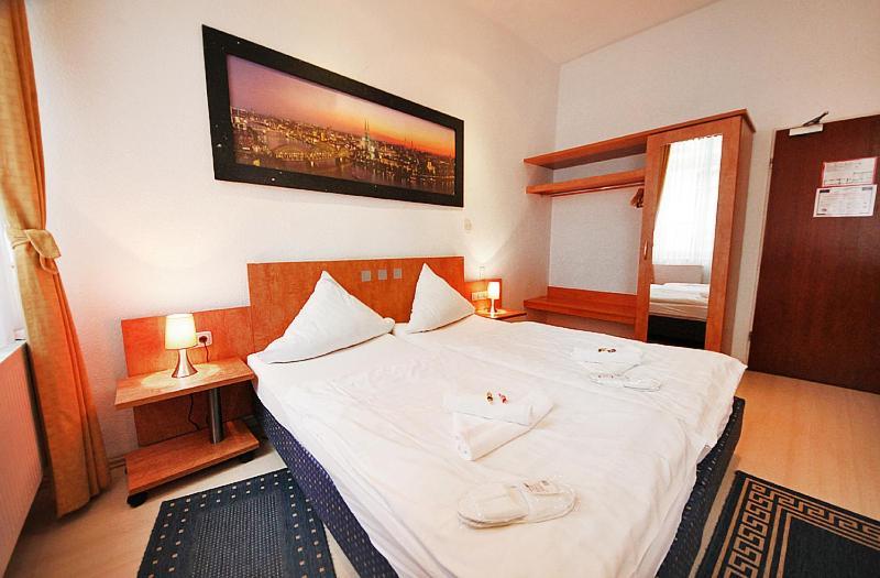 City Hotel Storch Cologne Exterior photo