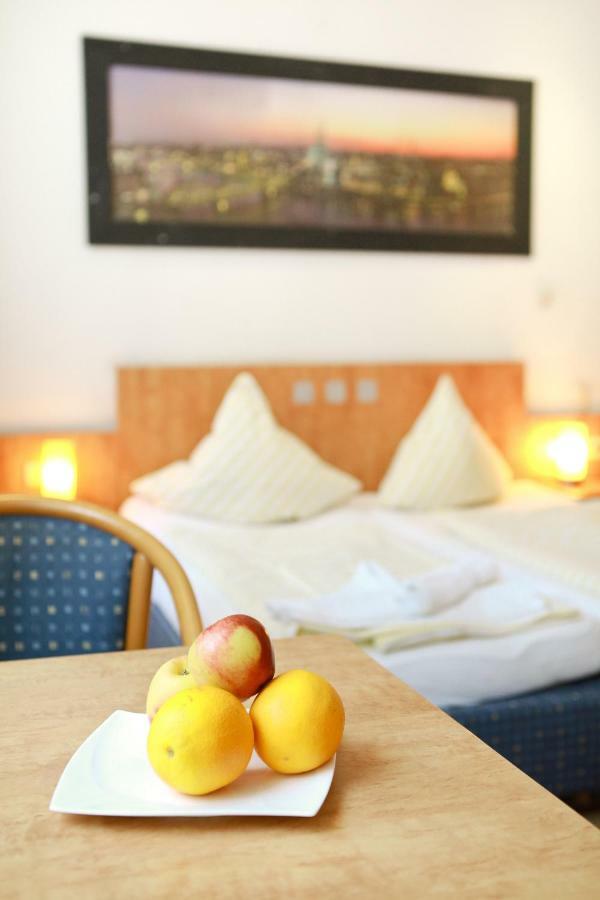 City Hotel Storch Cologne Exterior photo